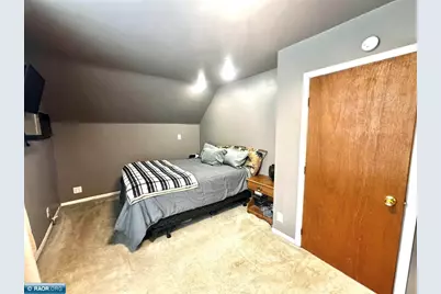 317 6th St S, Virginia, MN 55792 - Photo 11