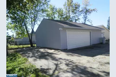 16 9 1/2 NE Street, Chisholm, MN 55719 - Photo 3