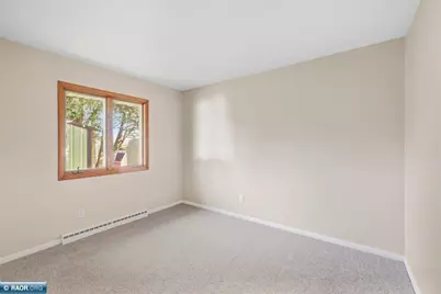 205 Hampshire Dr, Hoyt Lakes, MN 55768 - Photo 11