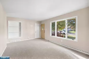 205 Hampshire Dr, Hoyt Lakes, MN 55768 - Photo 7