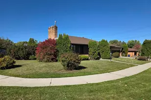 203 Access St, Hibbing, MN 55746 - Photo 3