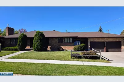 203 Access St, Hibbing, MN 55746 - Photo 1