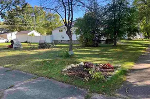 2606 E 6th Ave, Hibbing, MN 55746 - Photo 9