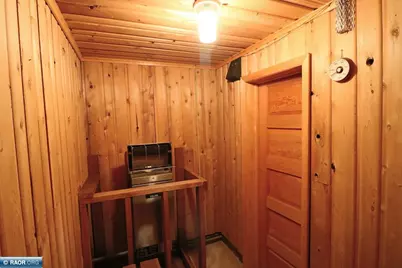 504 N Van Buren, Eveleth, MN 55734 - Photo 43