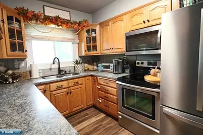 504 N Van Buren, Eveleth, MN 55734 - Photo 11