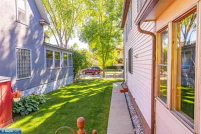 505 S 6th St, Virginia, MN 55792 - Photo 5