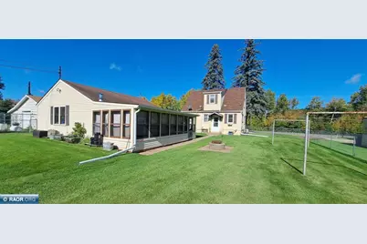 1980 E 25th St, Hibbing, MN 55746 - Photo 3