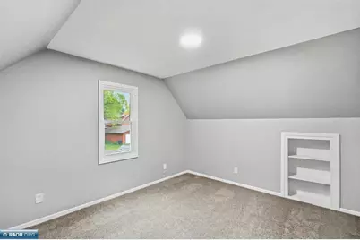 3813 3rd Avenue W, Hibbing, MN 55746 - Photo 13