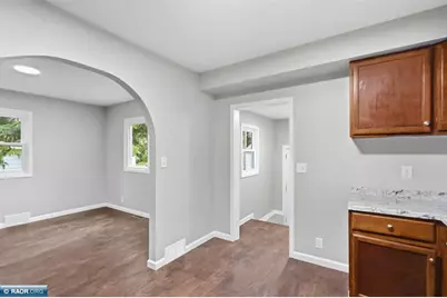 3813 3rd Avenue W, Hibbing, MN 55746 - Photo 7