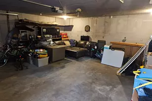 327 S 9th St, Virginia, MN 55792 - Photo 33