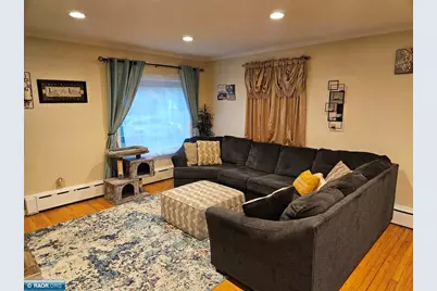 327 S 9th St, Virginia, MN 55792 - Photo 11