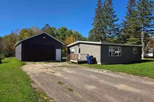 3753 Elynwood Rd, Hibbing, MN 55746 - Photo 23
