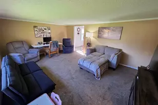 3753 Elynwood Rd, Hibbing, MN 55746 - Photo 11