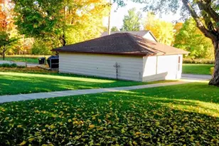 806 N 7th St, Virginia, MN 55792 - Photo 33