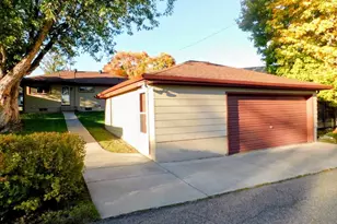 806 N 7th St, Virginia, MN 55792 - Photo 3