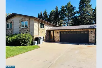 635 8th St NW, Chisholm, MN 55719 - Photo 1