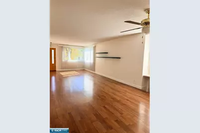 2113 E 10th Avenue, Hibbing, MN 55746 - Photo 5