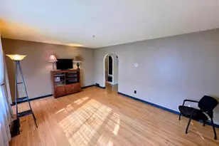 1945 E 26th St, Hibbing, MN 55746 - Photo 13
