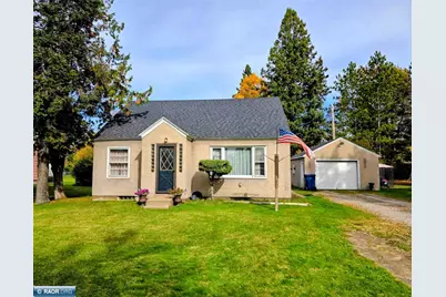 1945 E 26th St, Hibbing, MN 55746 - Photo 1