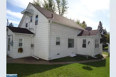 410 NW 3rd Street, Chisholm, MN 55719 - Photo 3