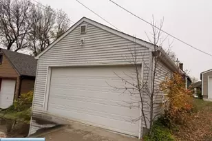 428 N 15th St, Virginia, MN 55792 - Photo 11