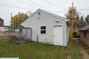 428 N 15th St, Virginia, MN 55792 - Photo 3