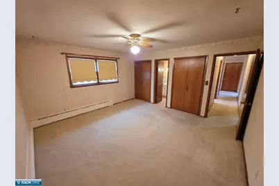 1002 E 23rd St, Hibbing, MN 55746 - Photo 17