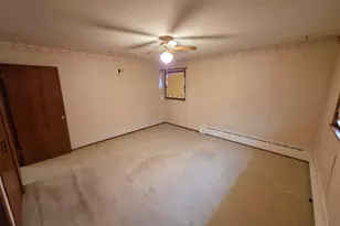 1002 E 23rd St, Hibbing, MN 55746 - Photo 15