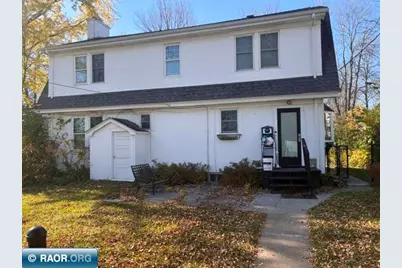 2810 3rd Ave W, Hibbing, MN 55746 - Photo 3