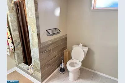 201 E 4th Ave N, Aurora, MN 55705 - Photo 17