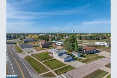 109 E Central Blvd, Babbitt, MN 55706 - Photo 3