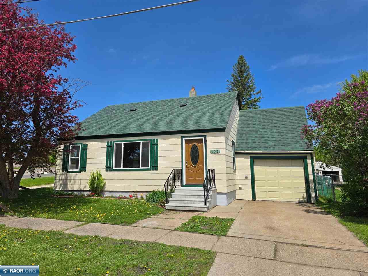 102 E Howard Ave, Keewatin, MN 55753 - MLS 146731 - Coldwell Banker