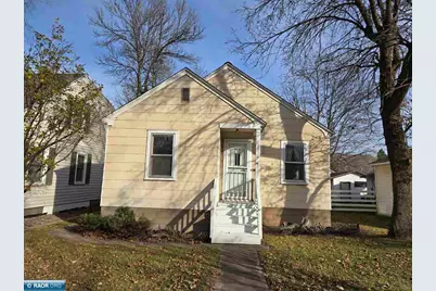 2926 7th Ave E, Hibbing, MN 55746 - Photo 1