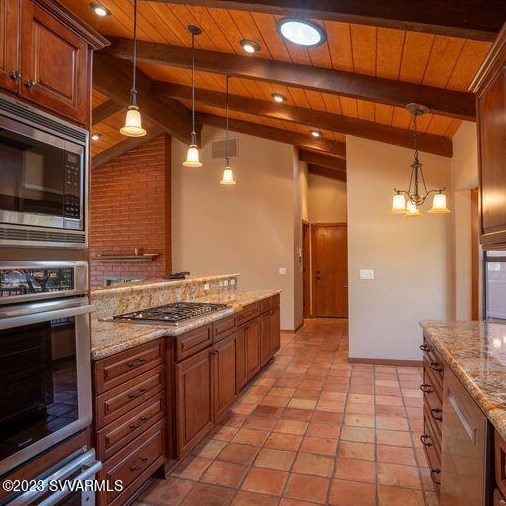 375 Shadow Rock Dr, Sedona AZ 86336-3451 exterior