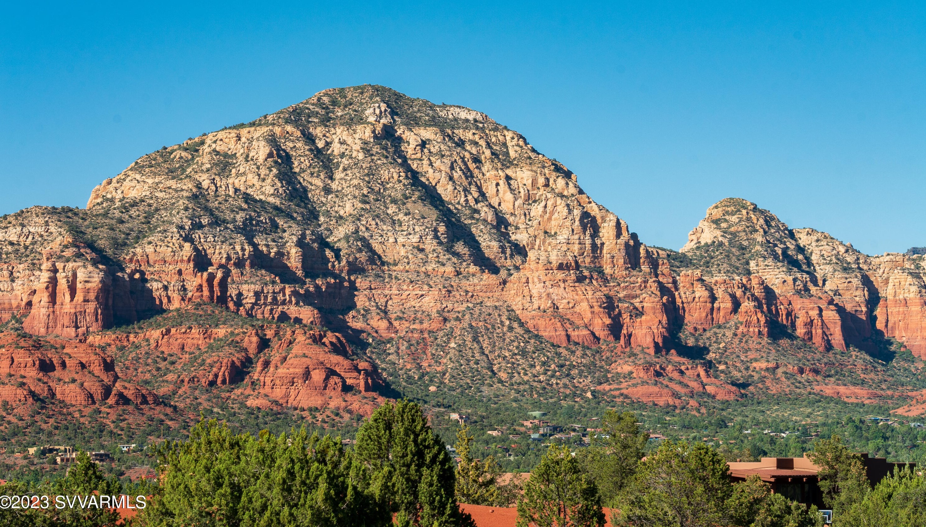 12 Linda Vis, Sedona AZ 86336-5067 exterior