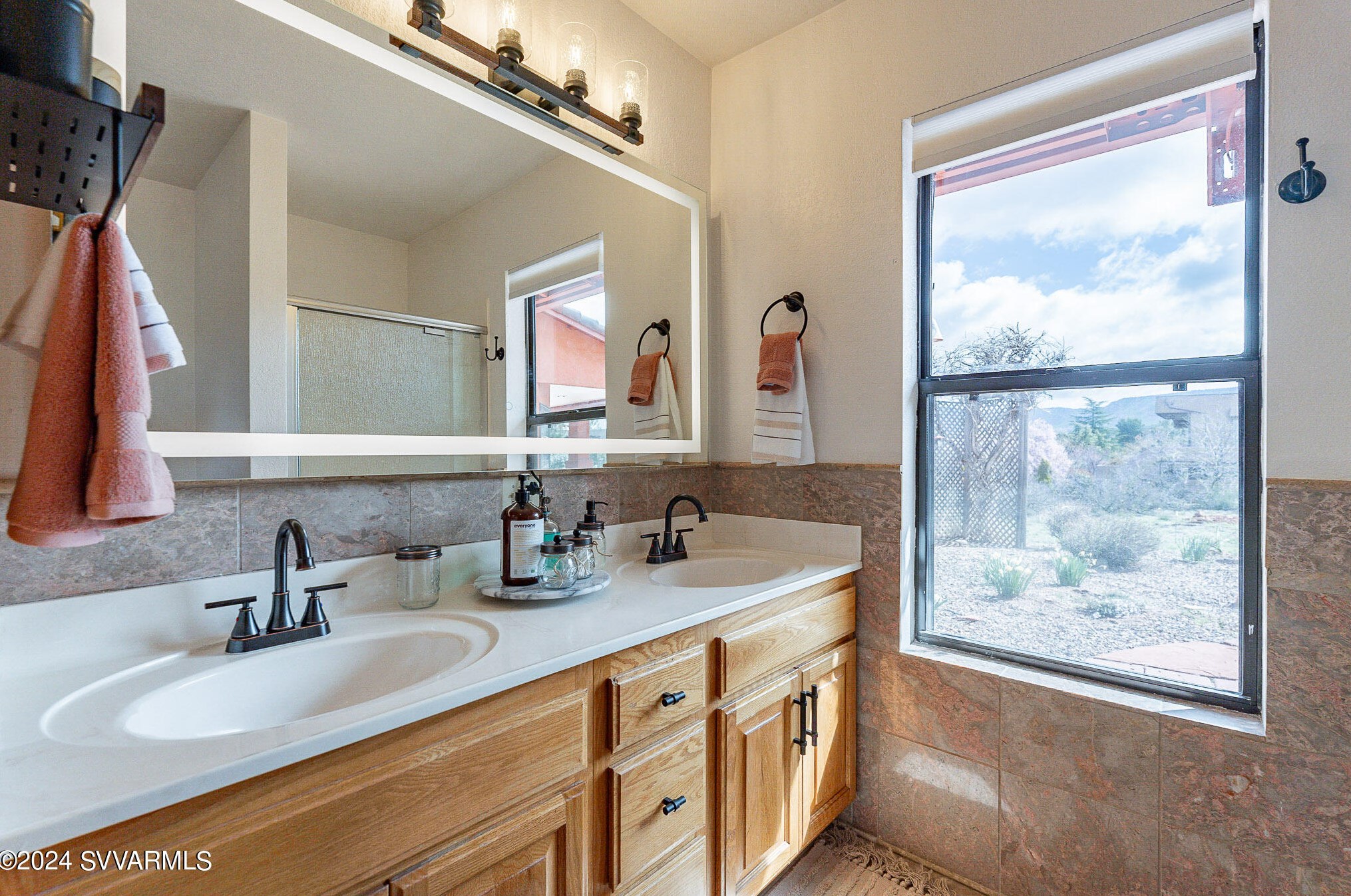 120 Starlight Way, Sedona AZ 86351-7362 exterior