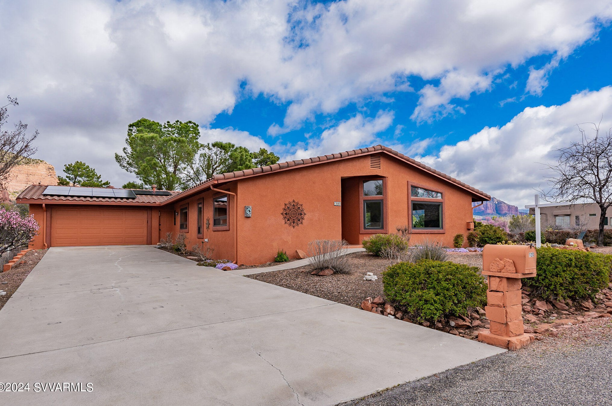 120 Starlight Way, Sedona AZ 86351-7362 exterior