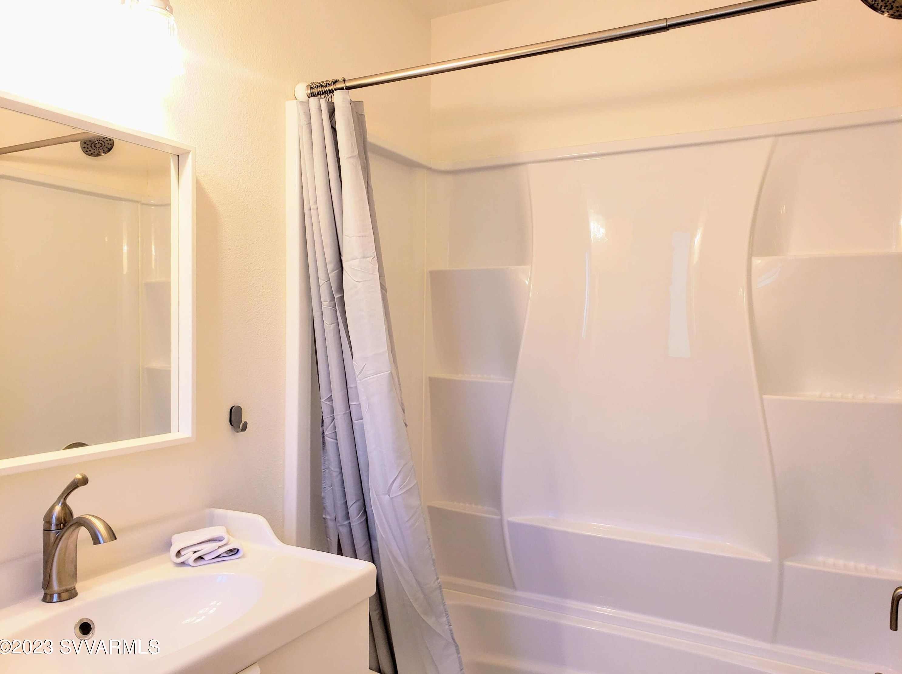 185 Blackhawk Ln, Sedona AZ 86336-6279 exterior