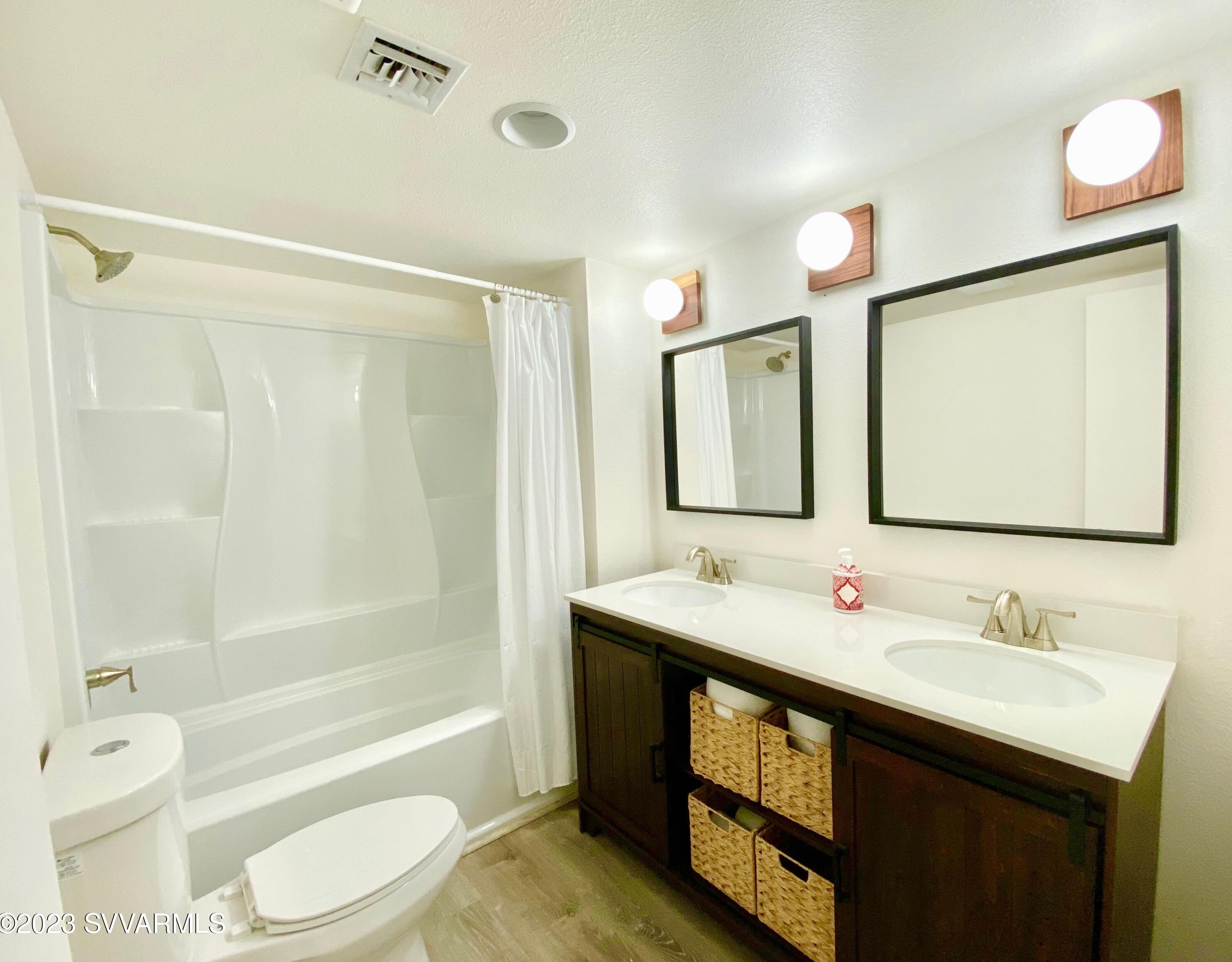 185 Blackhawk Ln, Sedona AZ 86336-6279 exterior