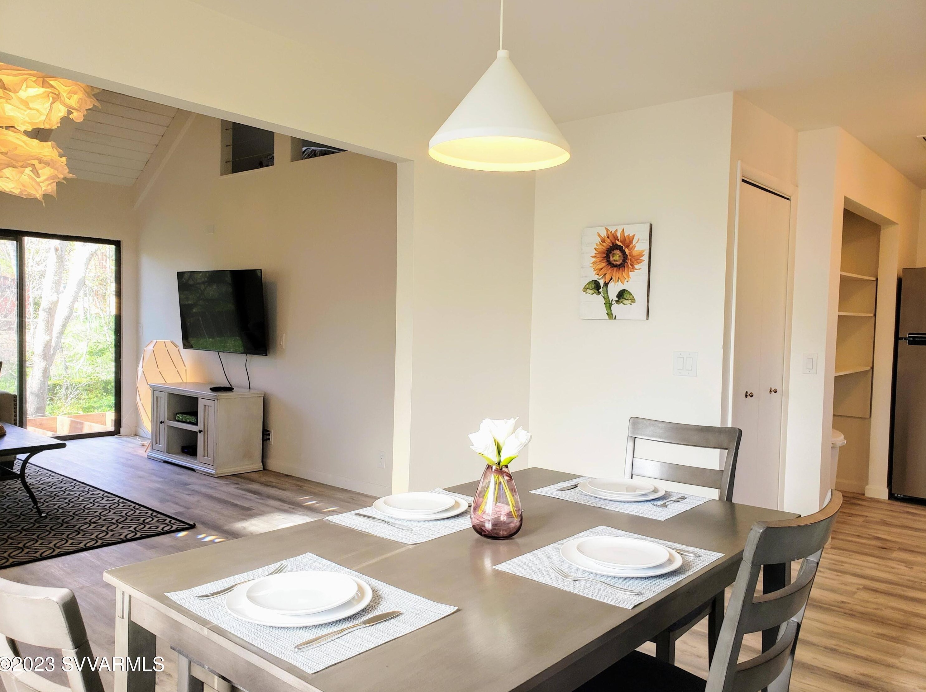 185 Blackhawk Ln, Sedona AZ 86336-6279 exterior