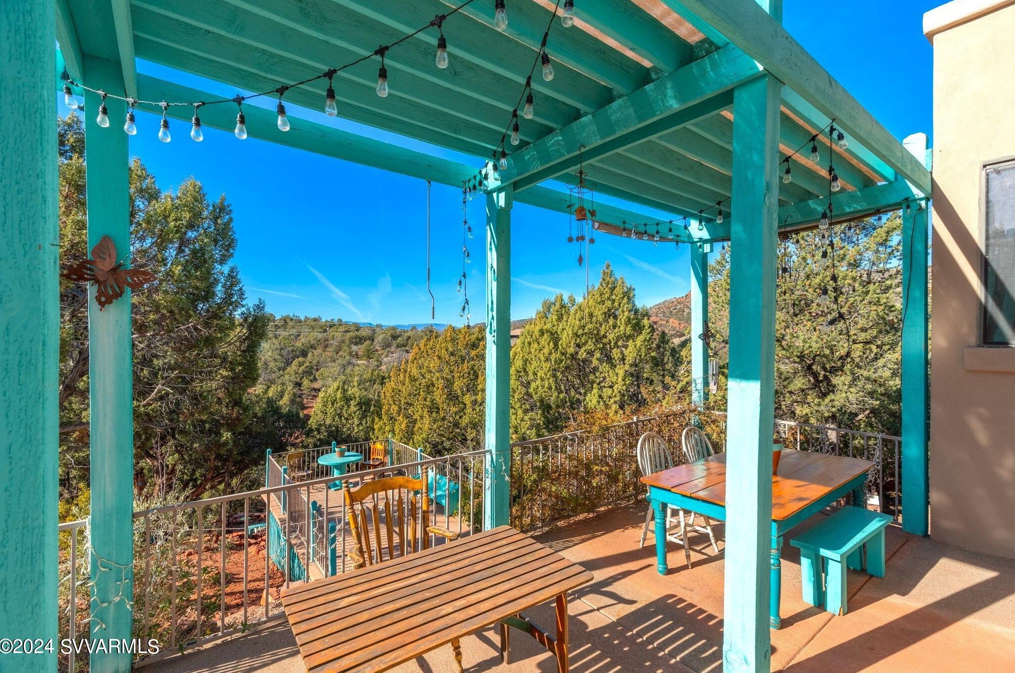 105 Castle Rock Trl, Sedona AZ 86336-6820 exterior