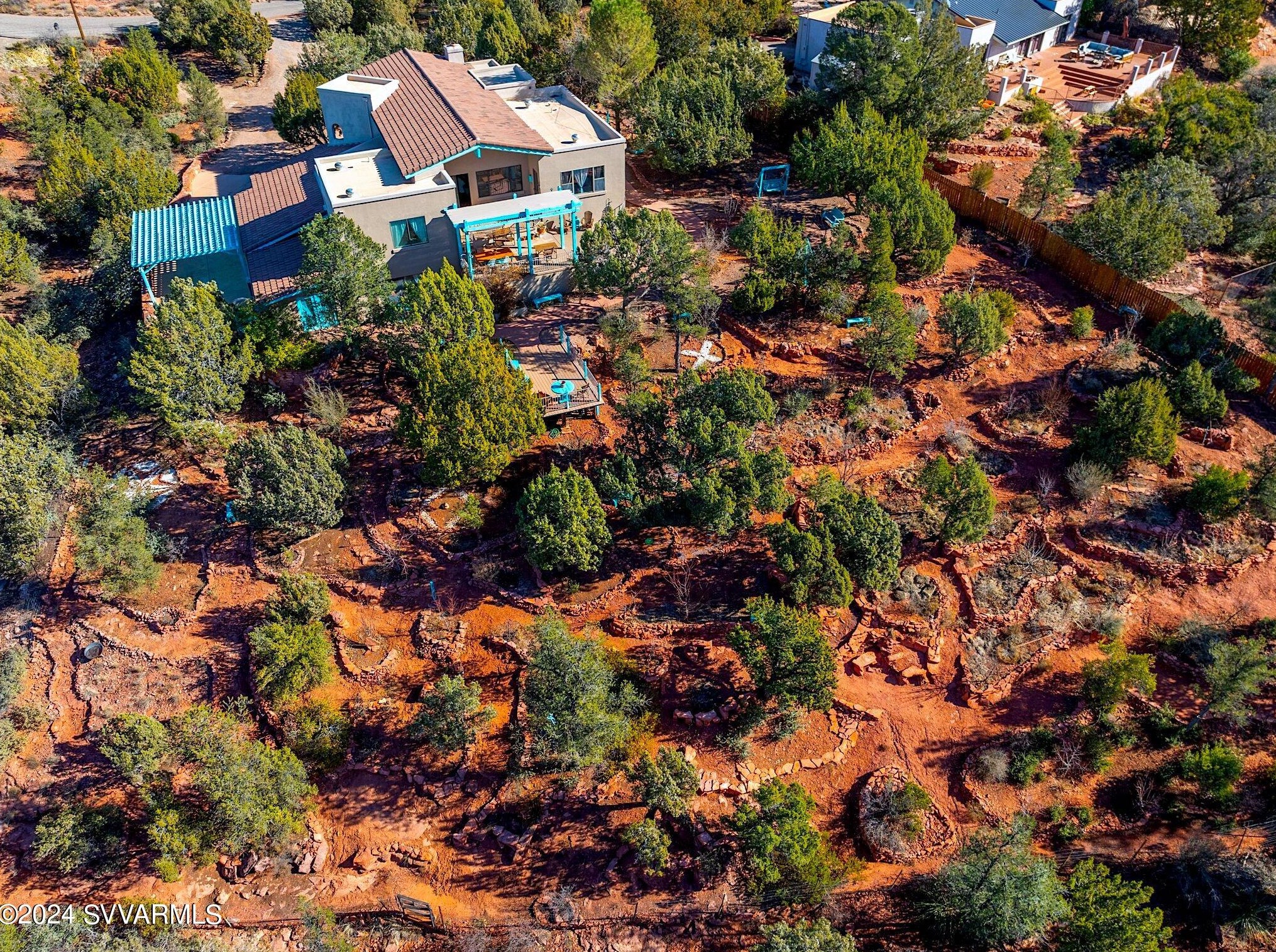 105 Castle Rock Trl, Sedona AZ 86336-6820 exterior