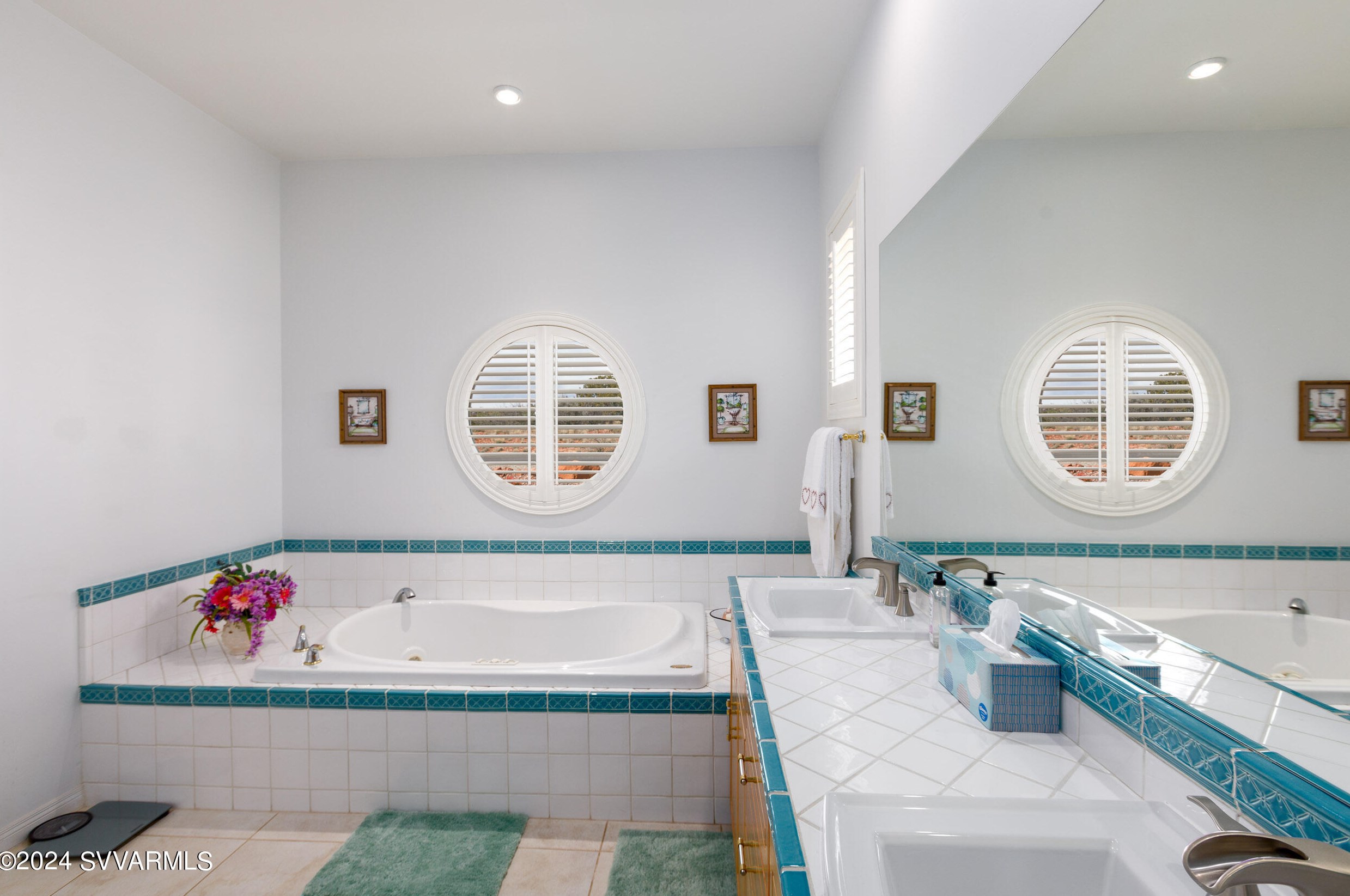 300 Michaels Ranch Dr, Sedona AZ 86336-9526 exterior