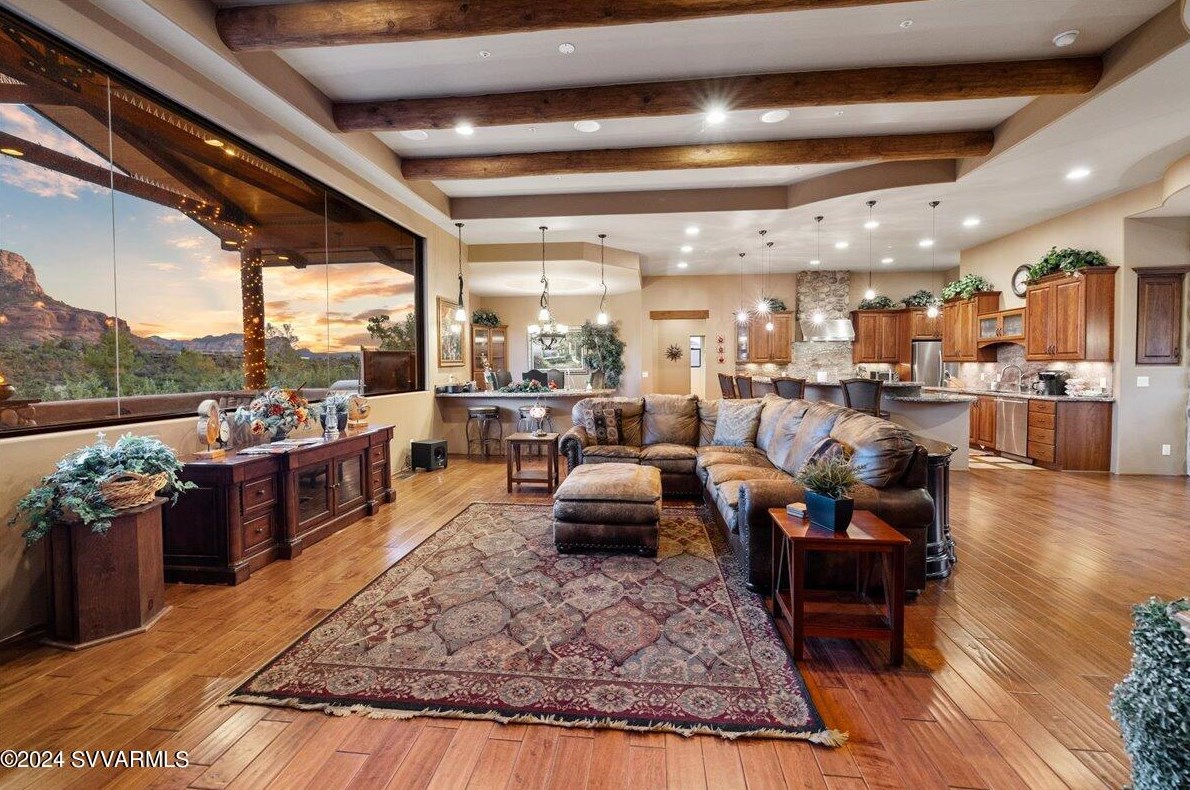 180 Sugar Loaf Dr, Sedona AZ 86336-6295 exterior