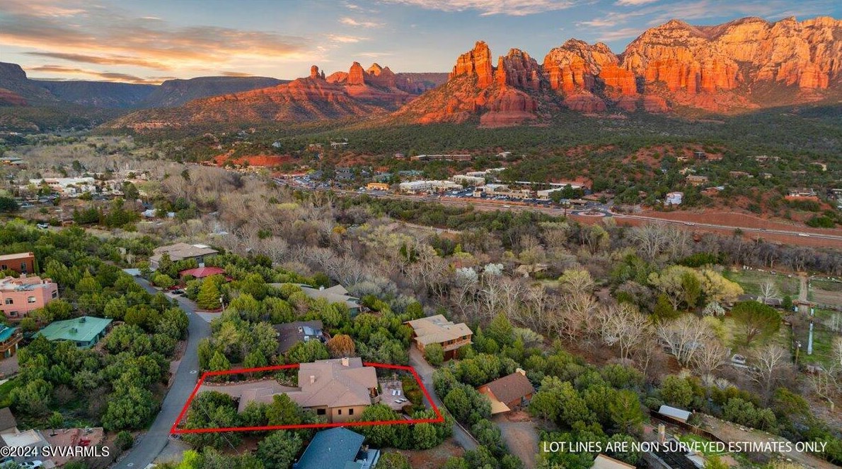 180 Sugar Loaf Dr, Sedona AZ 86336-6295 exterior