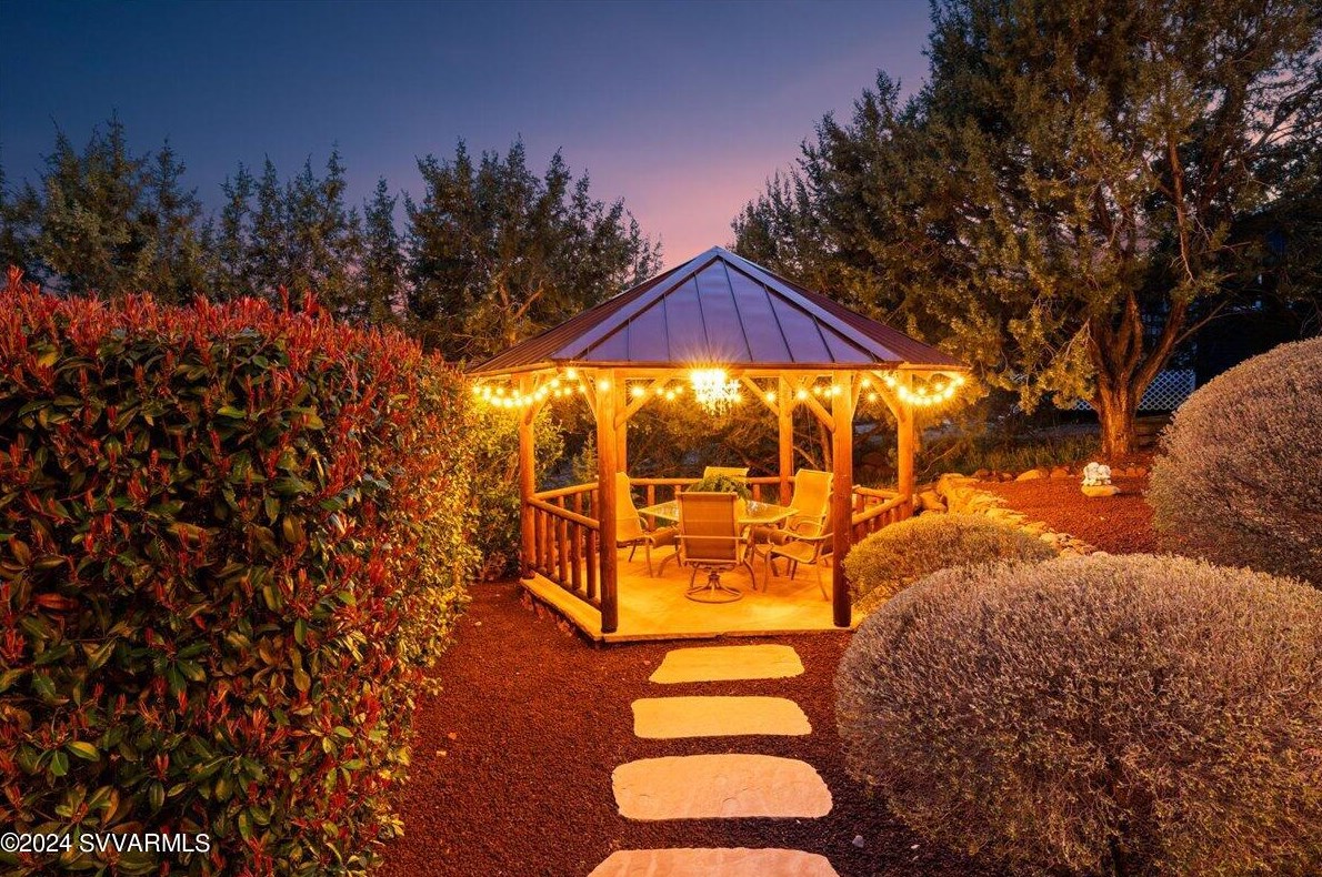 180 Sugar Loaf Dr, Sedona AZ 86336-6295 exterior