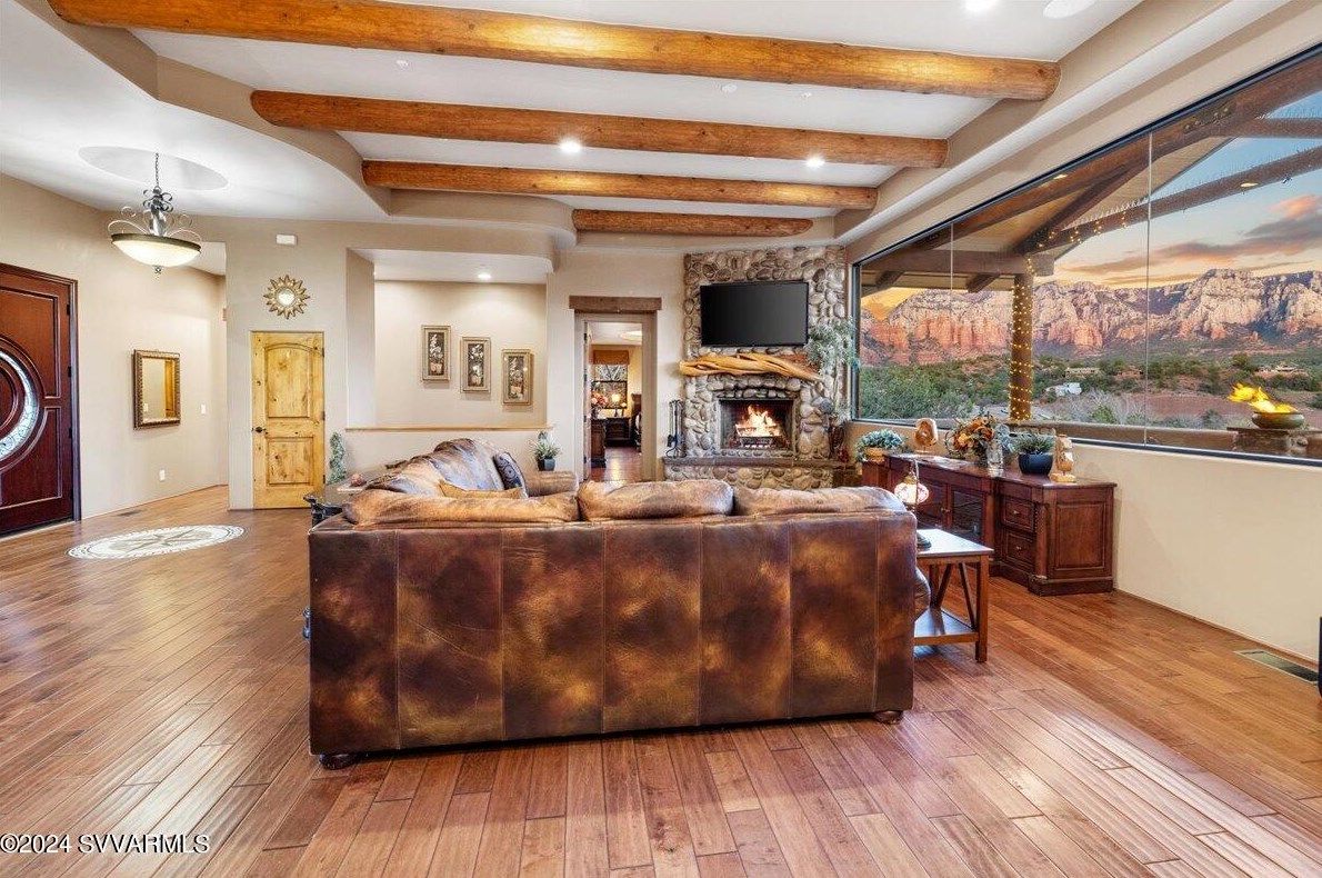 180 Sugar Loaf Dr, Sedona AZ 86336-6295 exterior