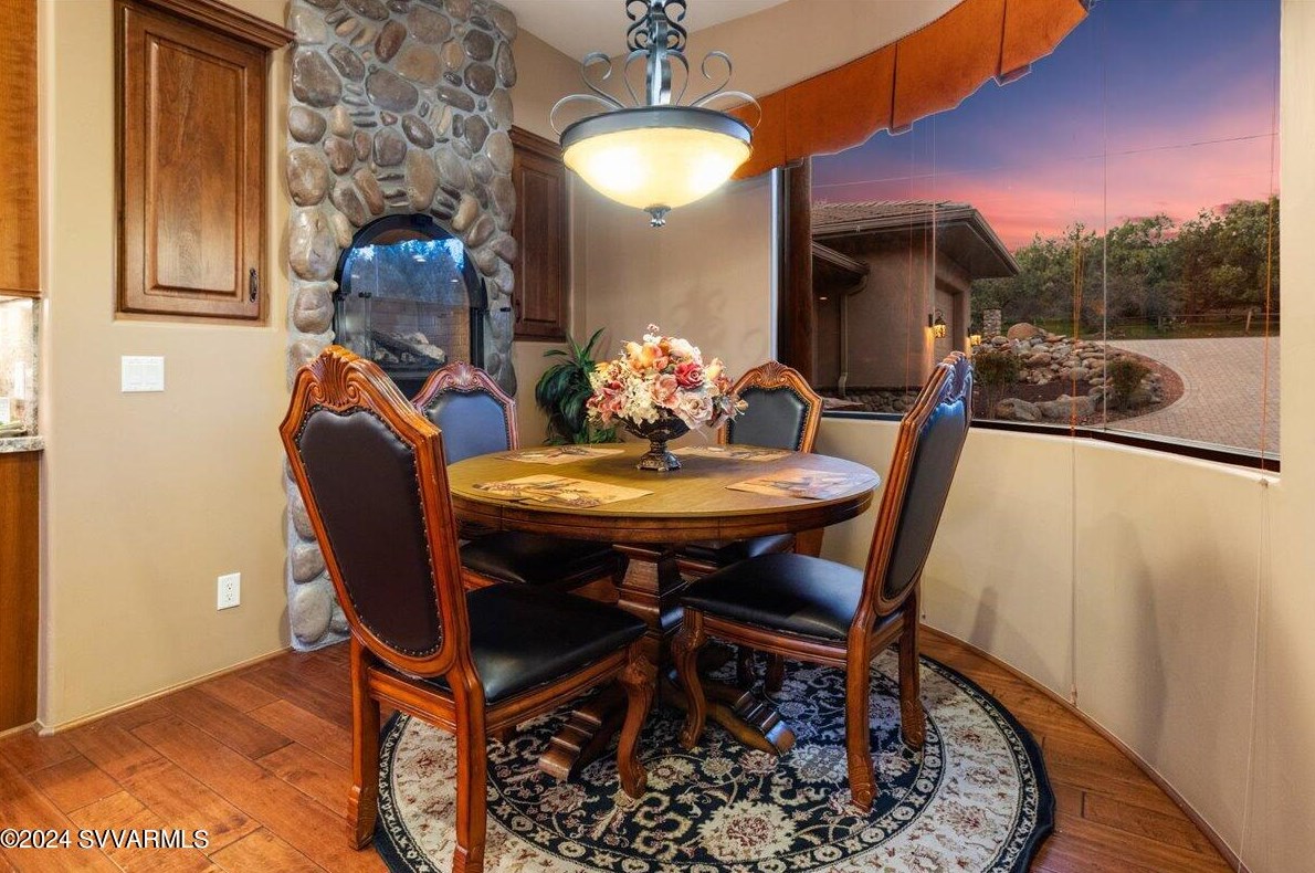 180 Sugar Loaf Dr, Sedona AZ 86336-6295 exterior