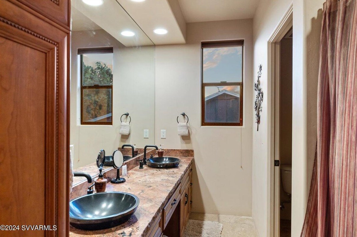 180 Sugar Loaf Dr, Sedona AZ 86336-6295 exterior