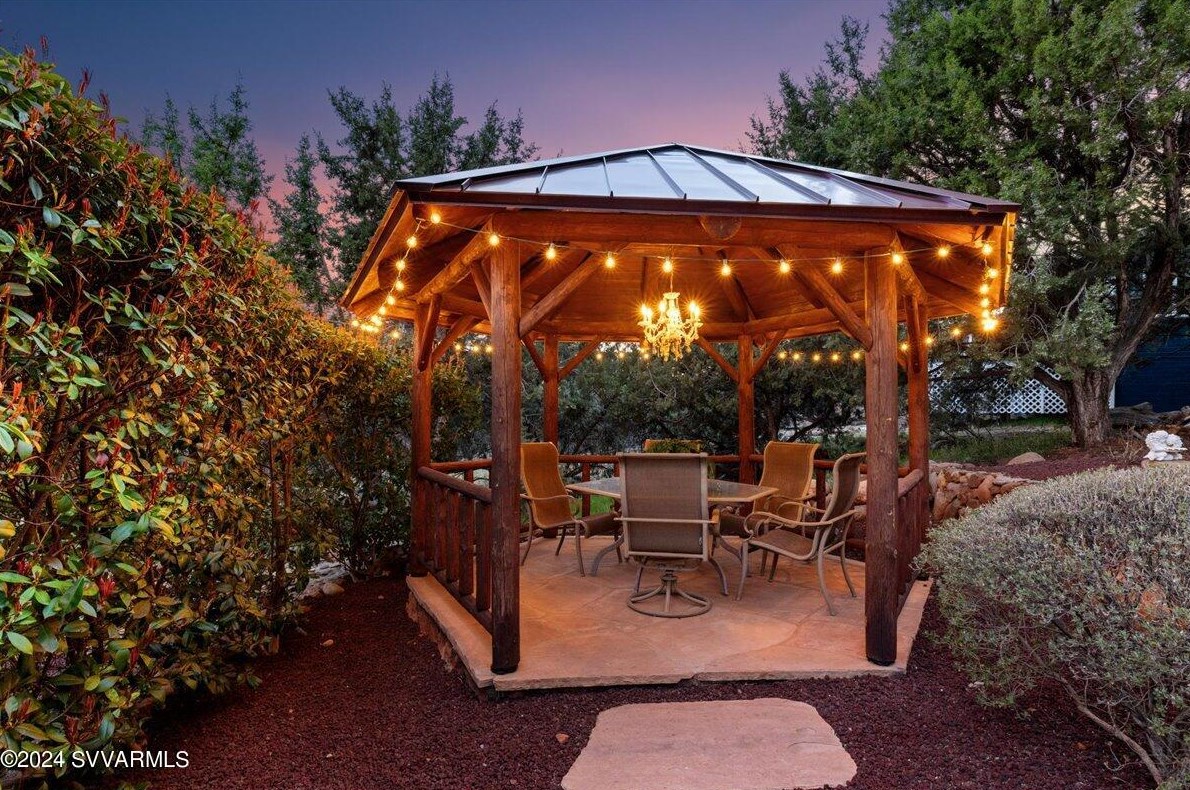 180 Sugar Loaf Dr, Sedona AZ 86336-6295 exterior